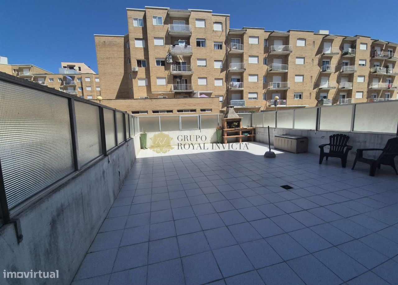 2 غرف نوم شقة في Fanzeres, Portugal رقم 216683