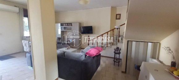 4-Zimmer Haus in Qualiano, Italy, Nr. 36998 5