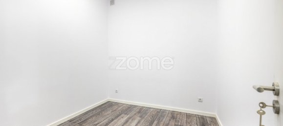 Gewerbliche Immobilie in Porto, Portugal 1000m², Nr. 15858 16