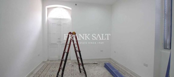  مكتب في Hamrun, Malta 50متر مربع رقم 12624 3