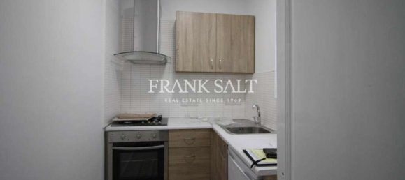  مكتب في Hamrun, Malta 50متر مربع رقم 12624 4