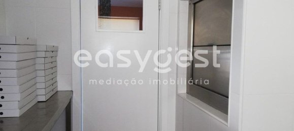 Propiedad comercial en Oliveira do Bairro, Portugal 245 m² No. 78290 18