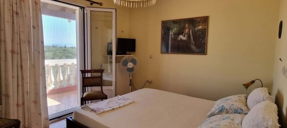 3 bedrooms Villa in Lefkimmi, Greece No. 416 5