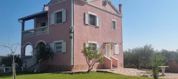 3 bedrooms Villa in Lefkimmi, Greece No. 416 2