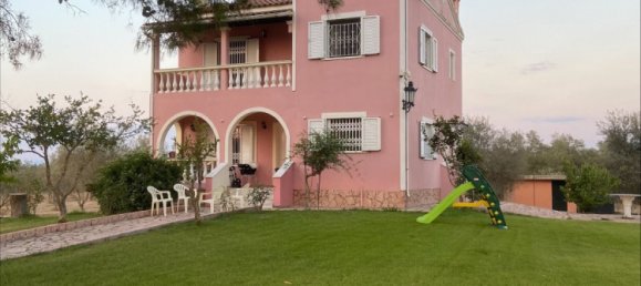 3 bedrooms Villa in Lefkimmi, Greece No. 416 19