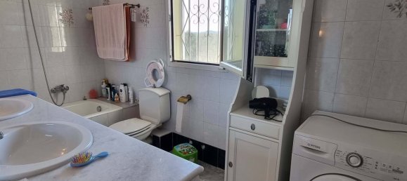 3 bedrooms Villa in Lefkimmi, Greece No. 416 8