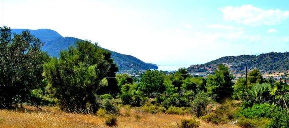 Отель, гостиница 16200м² в Лутракион, Греция № 7109 4