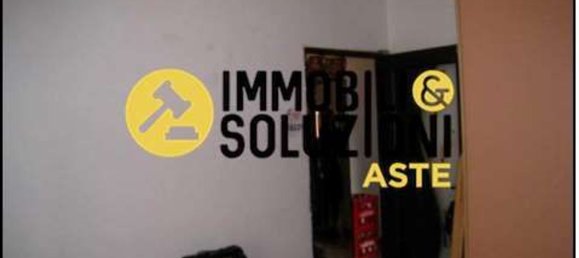 2 rooms Apartment in Varese, Italy No. 99371 17