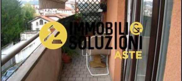 2 rooms Apartment in Varese, Italy No. 99371 15