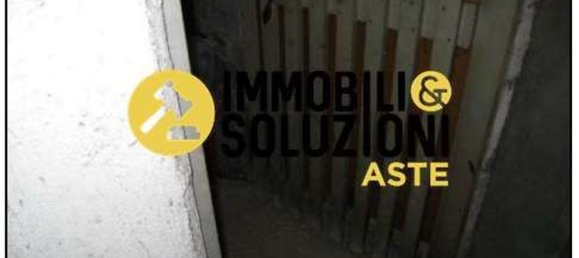 2 rooms Apartment in Varese, Italy No. 99371 28