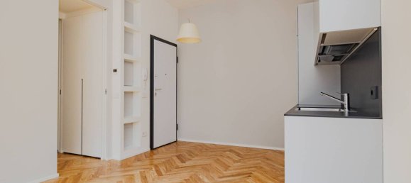 1 bedroom Apartment in Milan, Italy No. 344037 5
