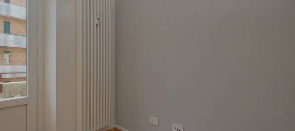 1 bedroom Apartment in Milan, Italy No. 344037 24