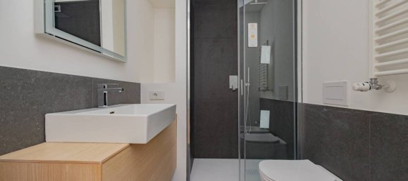 1 bedroom Apartment in Milan, Italy No. 344037 7