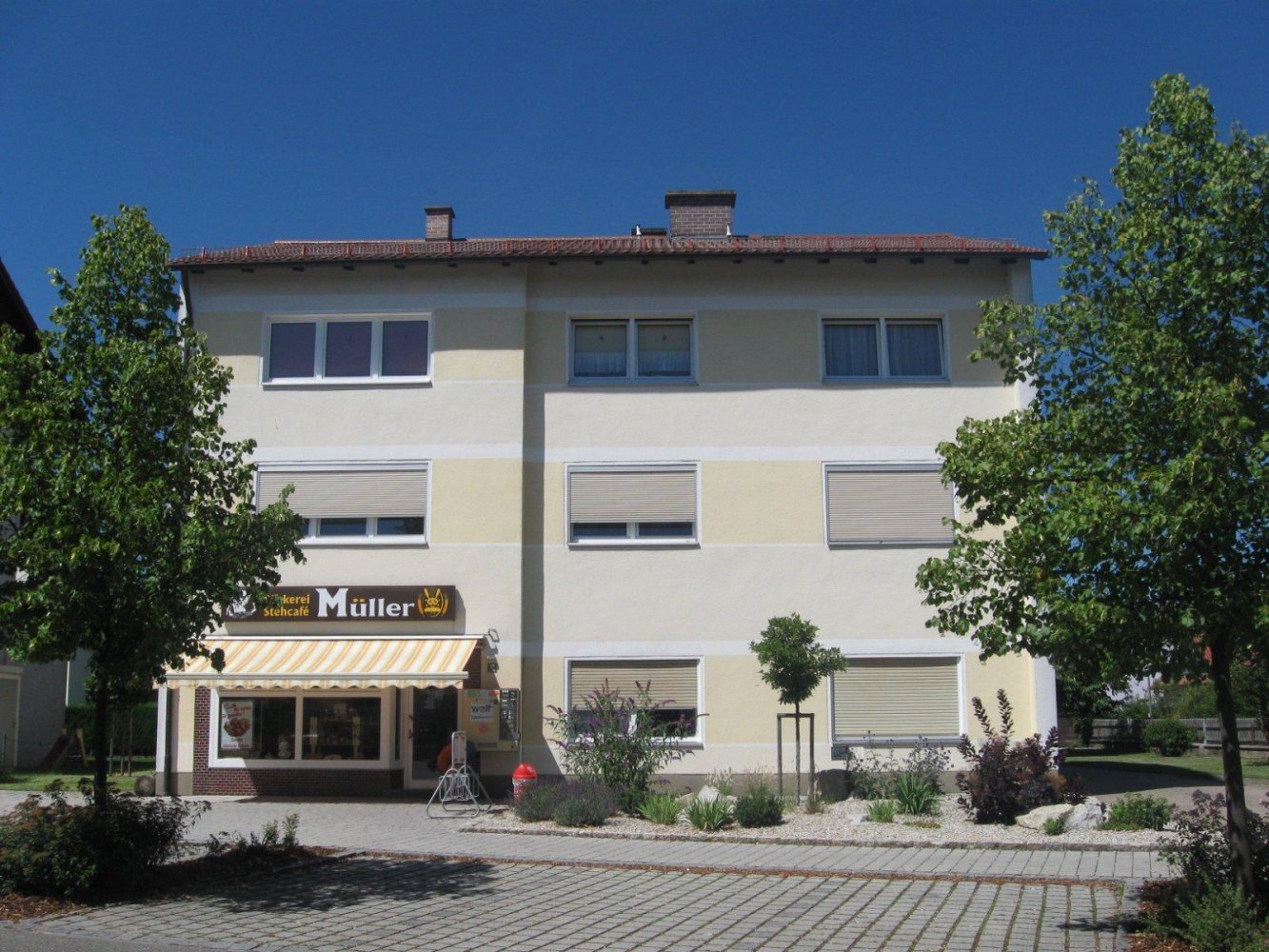 3 bedrooms Building in Tirschenreuth, Germany No. 263431