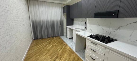 4 bedrooms Apartment in Khatay, Azerbaijan No. 1352 11