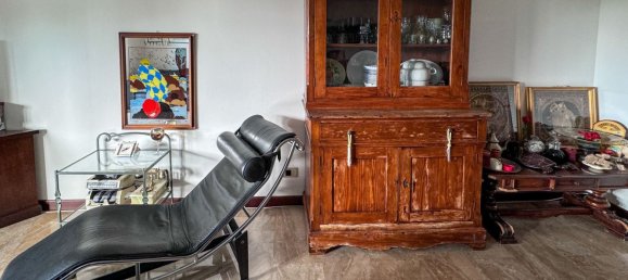 4 rooms Duplex in Varese, Italy No. 209973 11