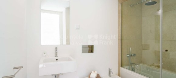 3 bedrooms Apartment in Lisbon, Portugal No. 125468 22