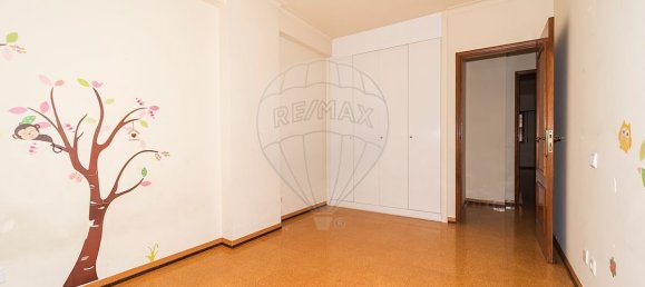 3 bedrooms Apartment in Lisbon, Portugal No. 99530 15
