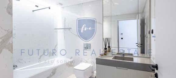 4 bedrooms Penthouse in Funchal, Portugal No. 94731 31