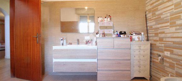 5غرفة منزل في Campagnola Emilia, Italy رقم 2474 11