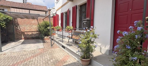 4 bedrooms Apartment in Asti, Italy No. 359866 3