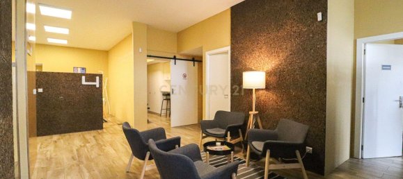 Gewerbliche Immobilie in Aveiro, Portugal 389m², Nr. 144162 5