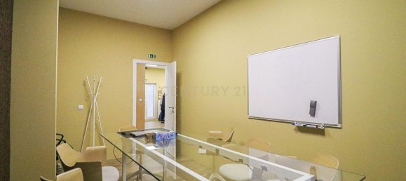 Gewerbliche Immobilie in Aveiro, Portugal 389m², Nr. 144162 12