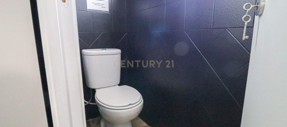 Gewerbliche Immobilie in Aveiro, Portugal 389m², Nr. 144162 50