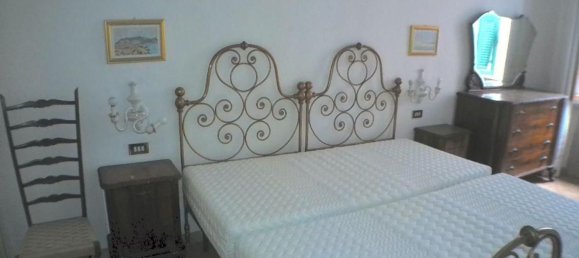 4 rooms Apartment in Carrara, Italy No. 112901 5