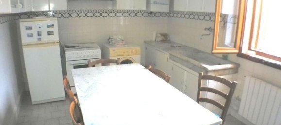 4 rooms Apartment in Carrara, Italy No. 112901 23