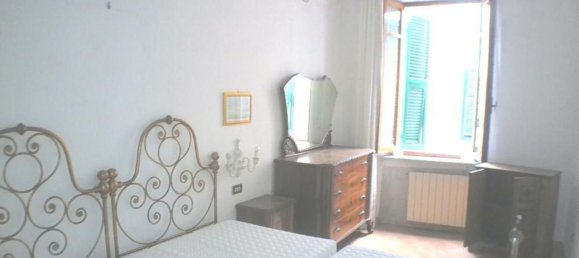 4 rooms Apartment in Carrara, Italy No. 112901 4