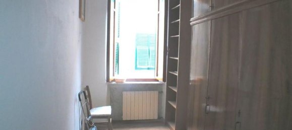 4 rooms Apartment in Carrara, Italy No. 112901 8