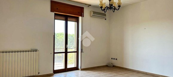 4 Schlafzimmer Wohnung in Nocera Terinese, Italy, Nr. 36240 12