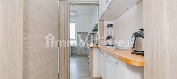 3 bedrooms Apartment in Milan, Italy No. 305967 22
