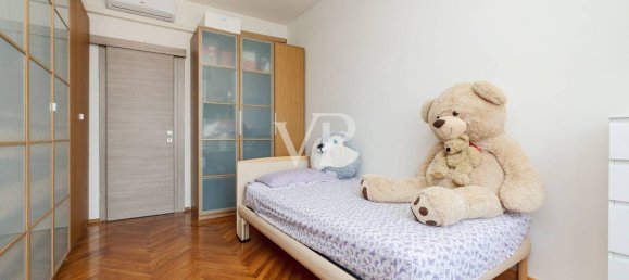 3 bedrooms Apartment in Milan, Italy No. 305967 32