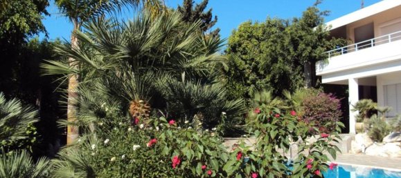 4 bedrooms Villa in Limassol, Cyprus No. 12796 9