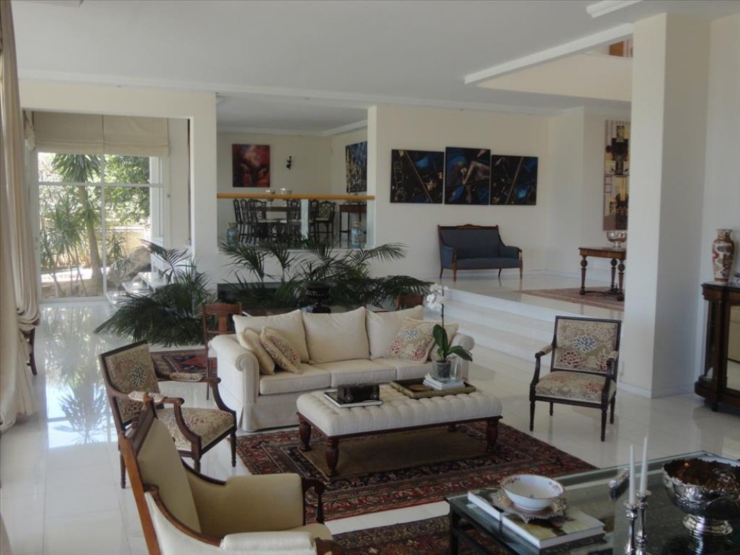 4 bedrooms Villa in Limassol, Cyprus No. 12796