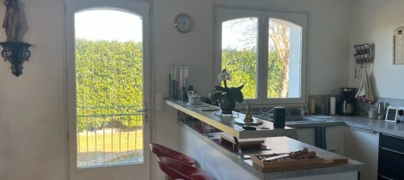 3 bedrooms House in Mouliherne, France No. 192630 17