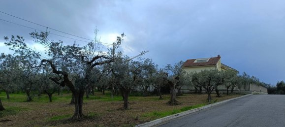 3600m² Land in Vasto, Italy No. 74457 5