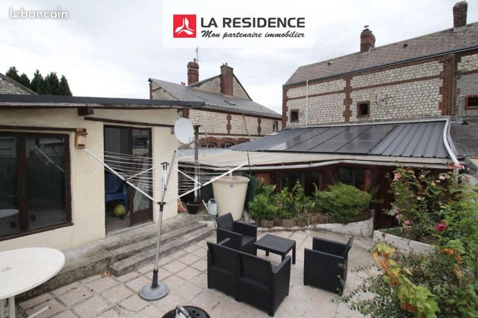 4 Schlafzimmer Haus in Le Petit-Quevilly, France, Nr. 353919