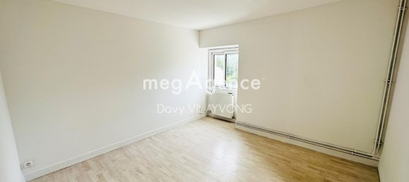 4 bedrooms House in Cholet, France No. 100689 25