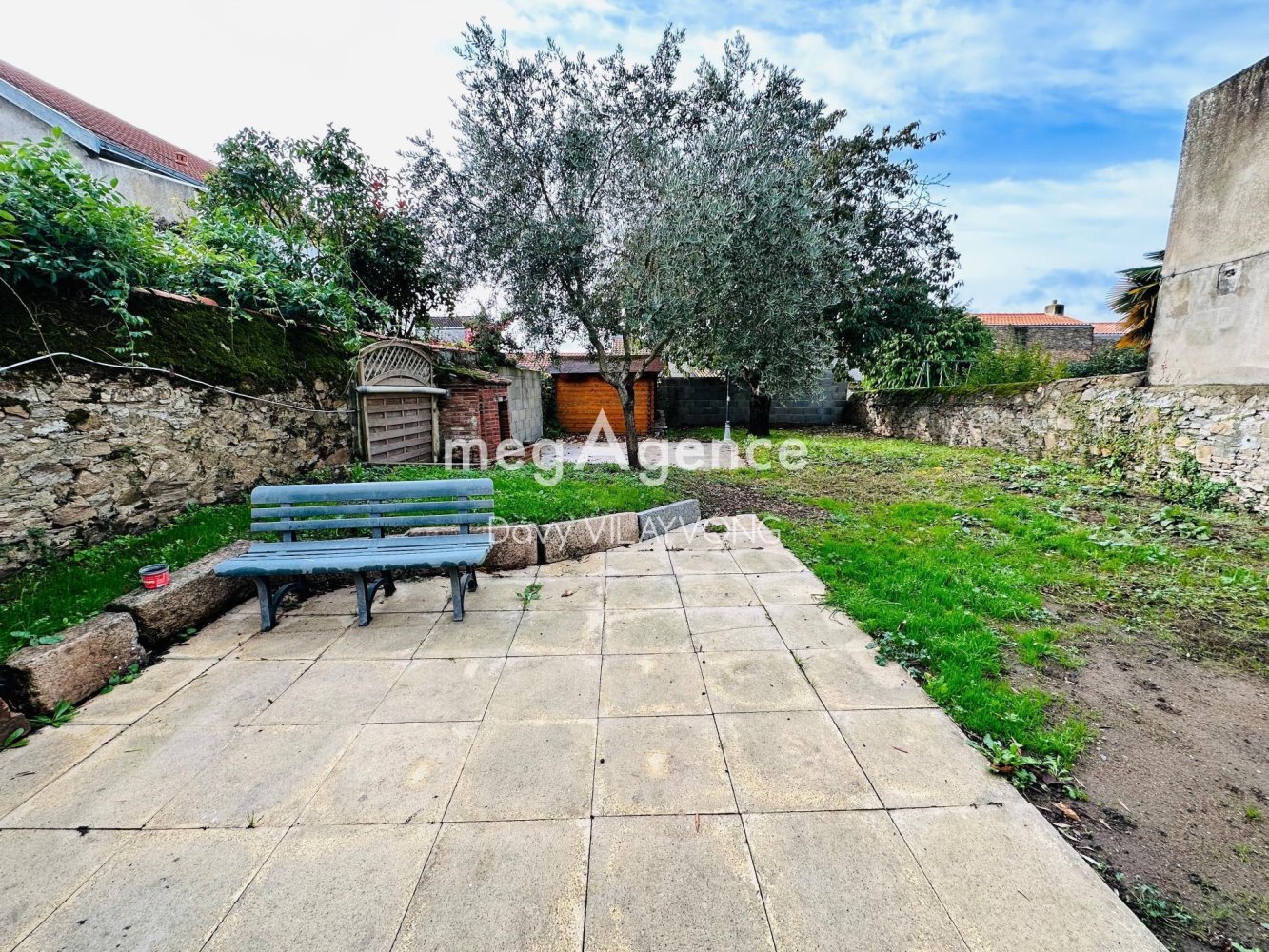 4 bedrooms House in Cholet, France No. 100689