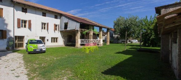 8 chambres Maison à Udine, Italy No. 319966 2