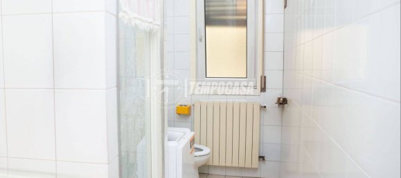 Apartamento de 2 dormitorios en Bologna, Italy No. 286420 13