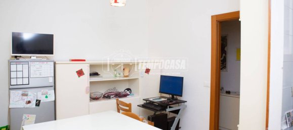 Apartamento de 2 dormitorios en Bologna, Italy No. 286420 4
