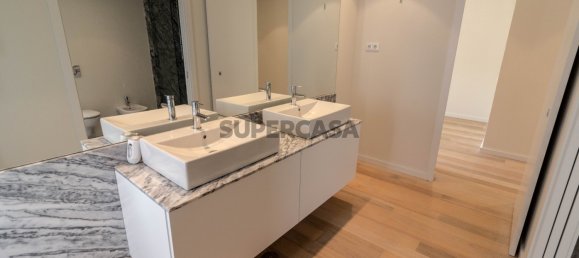 4 bedrooms Apartment in Porto, Portugal No. 159297 15