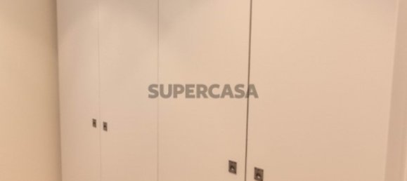 4 bedrooms Apartment in Porto, Portugal No. 159297 13