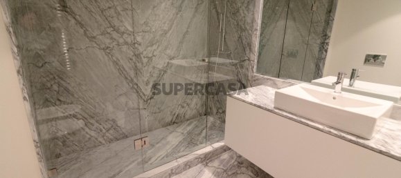 4 bedrooms Apartment in Porto, Portugal No. 159297 18