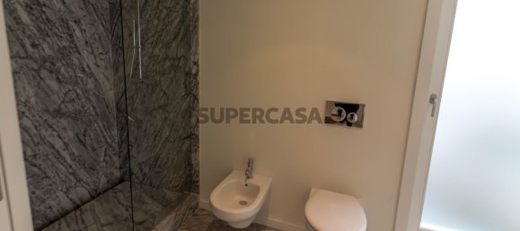 4 bedrooms Apartment in Porto, Portugal No. 159297 20