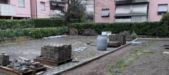 5-salle Appartement à Traversetolo, Italy No. 35317 11